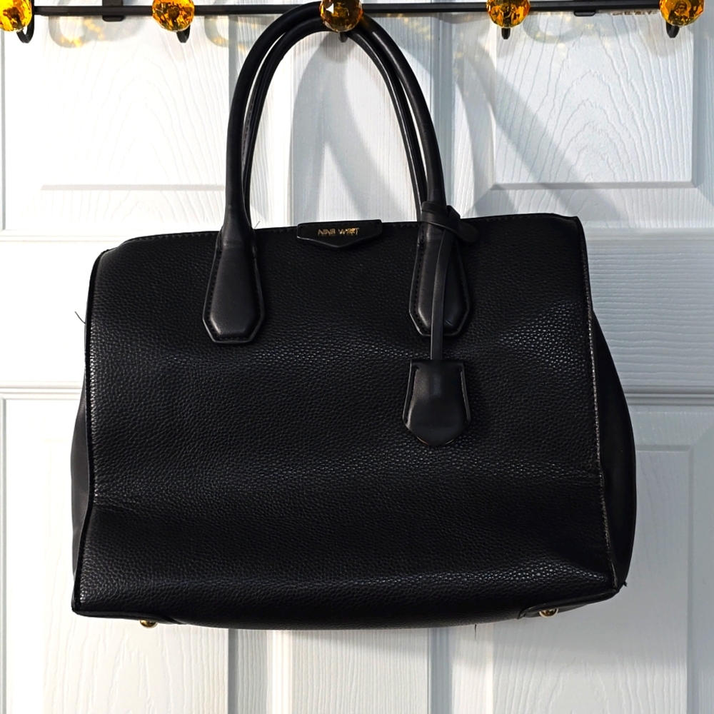 Nine West Black purse leather Man made material‎